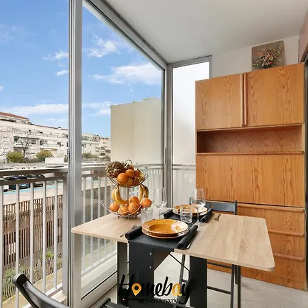 Cosy, Emplacement Ideal 2 Minute Des Plages